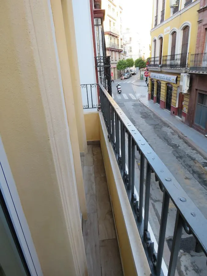 Living Sevilla Apartments Hercules 0*, Seville