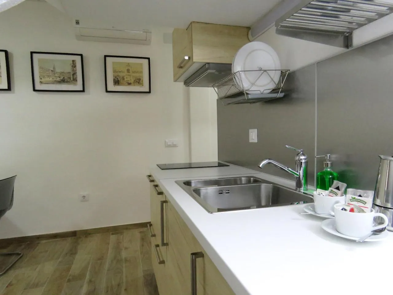 Living Sevilla Apartments Hercules Spain