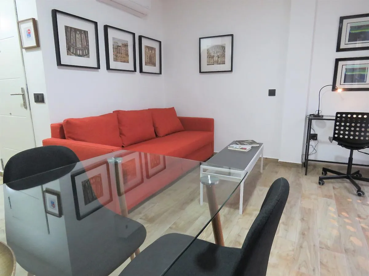 Living Sevilla Apartments Hercules 0*, 세비야